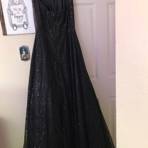 Evening Dress - Picture 2 of 4